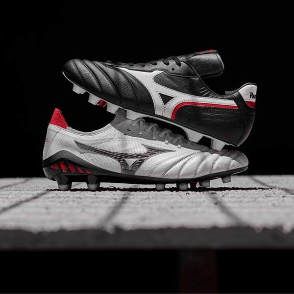 Mizuno runbird football boots sales