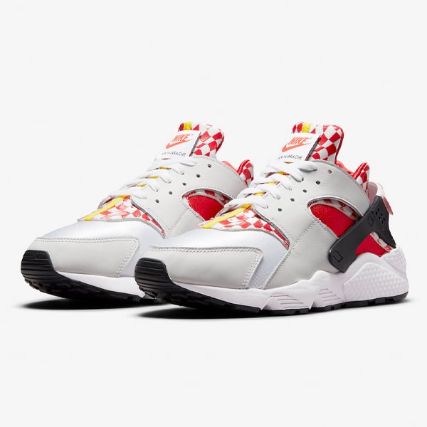 【本物保証 /関税・送料無料】Nike Air Huarache Liverpool lfc-tab-min.jpg