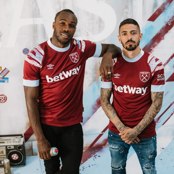 Umbro Release West Ham 22/23 Home Shirt - SoccerBible