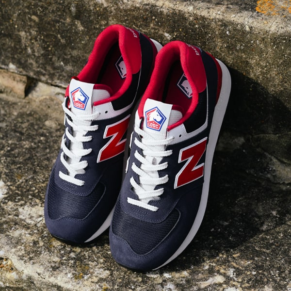 New balance red 22 trainers store