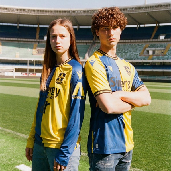 Hellas Verona Unveil 120th Anniversary Jersey From Macron