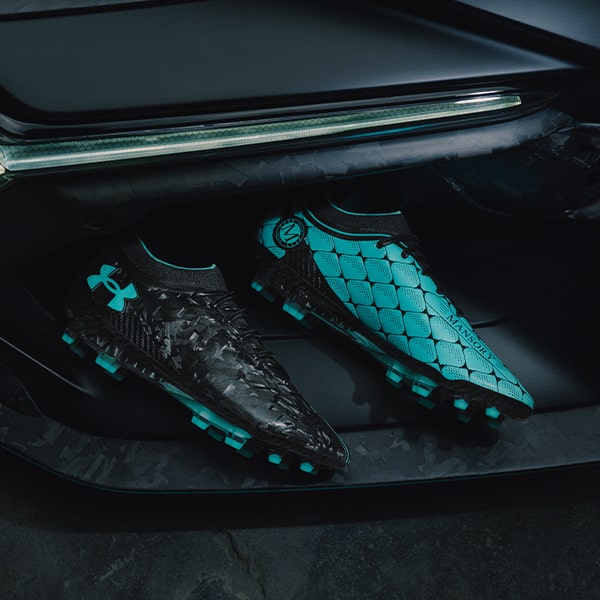 mercure football boots