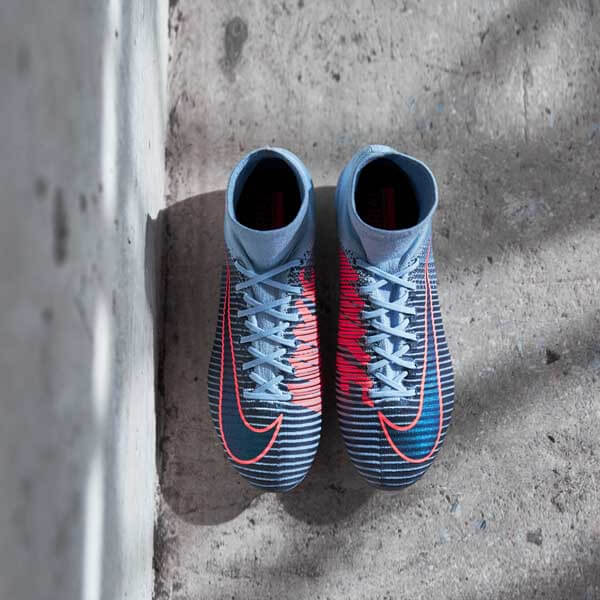 Nike mercurial superfly v rising fast online